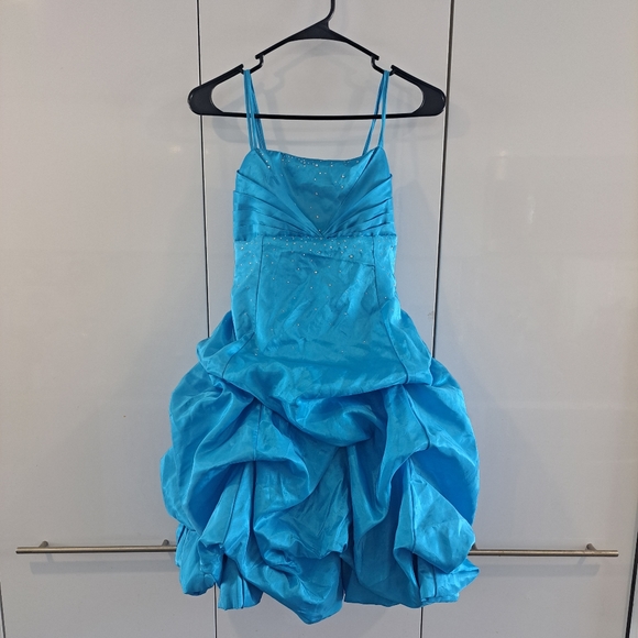 Kids princess dress costume or party dress. - Picture 1 of 2